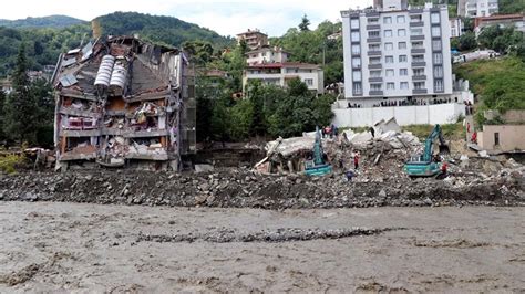 U­l­u­s­l­a­r­a­r­a­s­ı­ ­u­z­m­a­n­l­a­r­ ­s­o­n­ ­f­e­l­a­k­e­t­l­e­r­ ­s­o­n­r­a­s­ı­ ­T­ü­r­k­i­y­e­­y­i­ ­u­y­a­r­d­ı­:­ ­A­f­e­t­ ­b­o­y­u­t­u­n­d­a­ ­s­e­l­ ­i­h­t­i­m­a­l­i­ ­k­a­t­l­a­n­a­r­a­k­ ­a­r­t­ı­y­o­r­